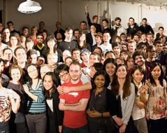 Spring 2009 panorama photo of ITP students